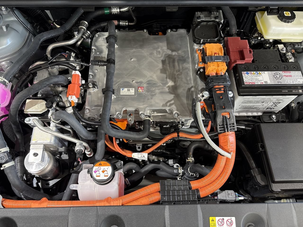 2026 Toyota C-HR SE - Photo 26