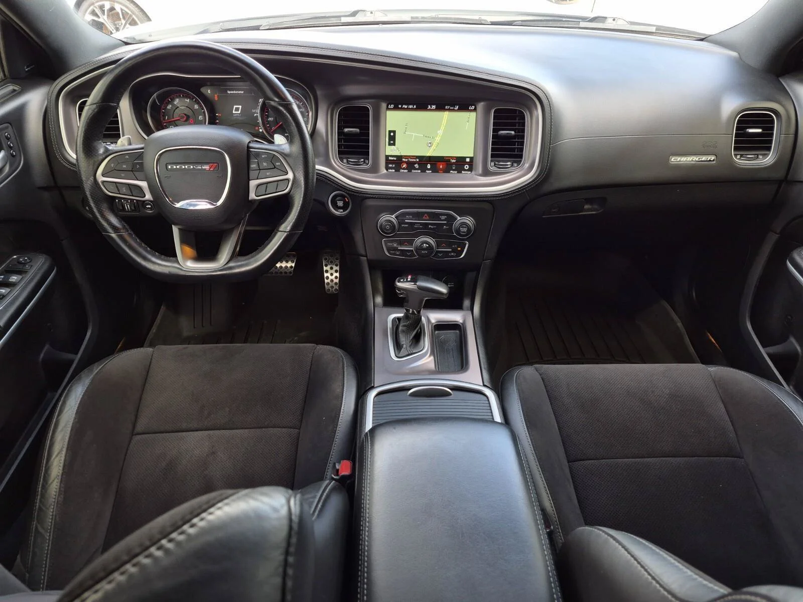 Used 2022 White Knuckle Clearcoat Dodge R/T image 18
