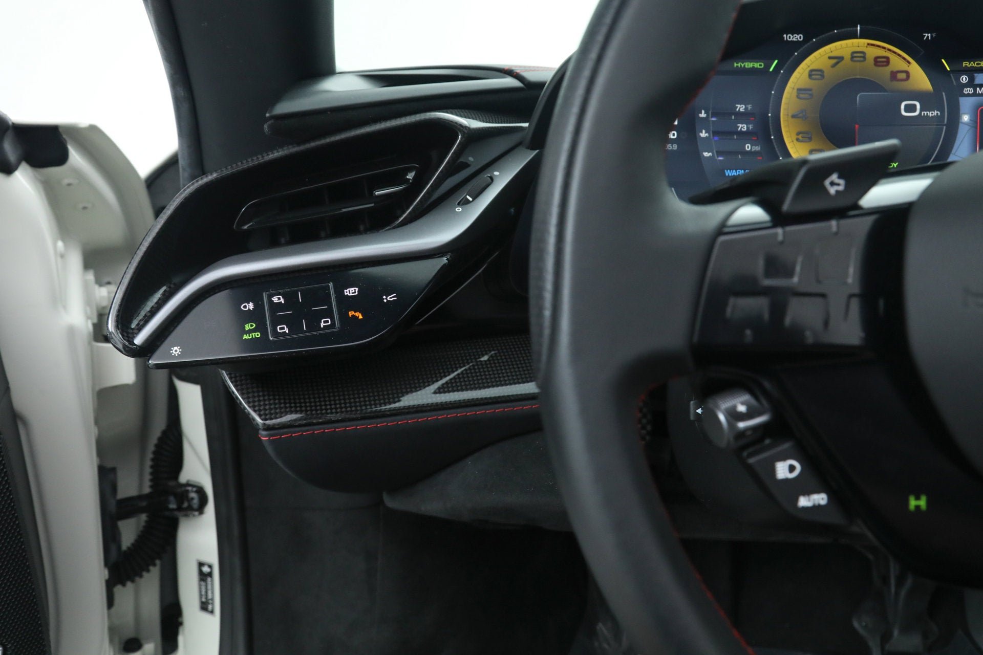 Certified Used 2025 Bianco Avus Ferrari  image 31