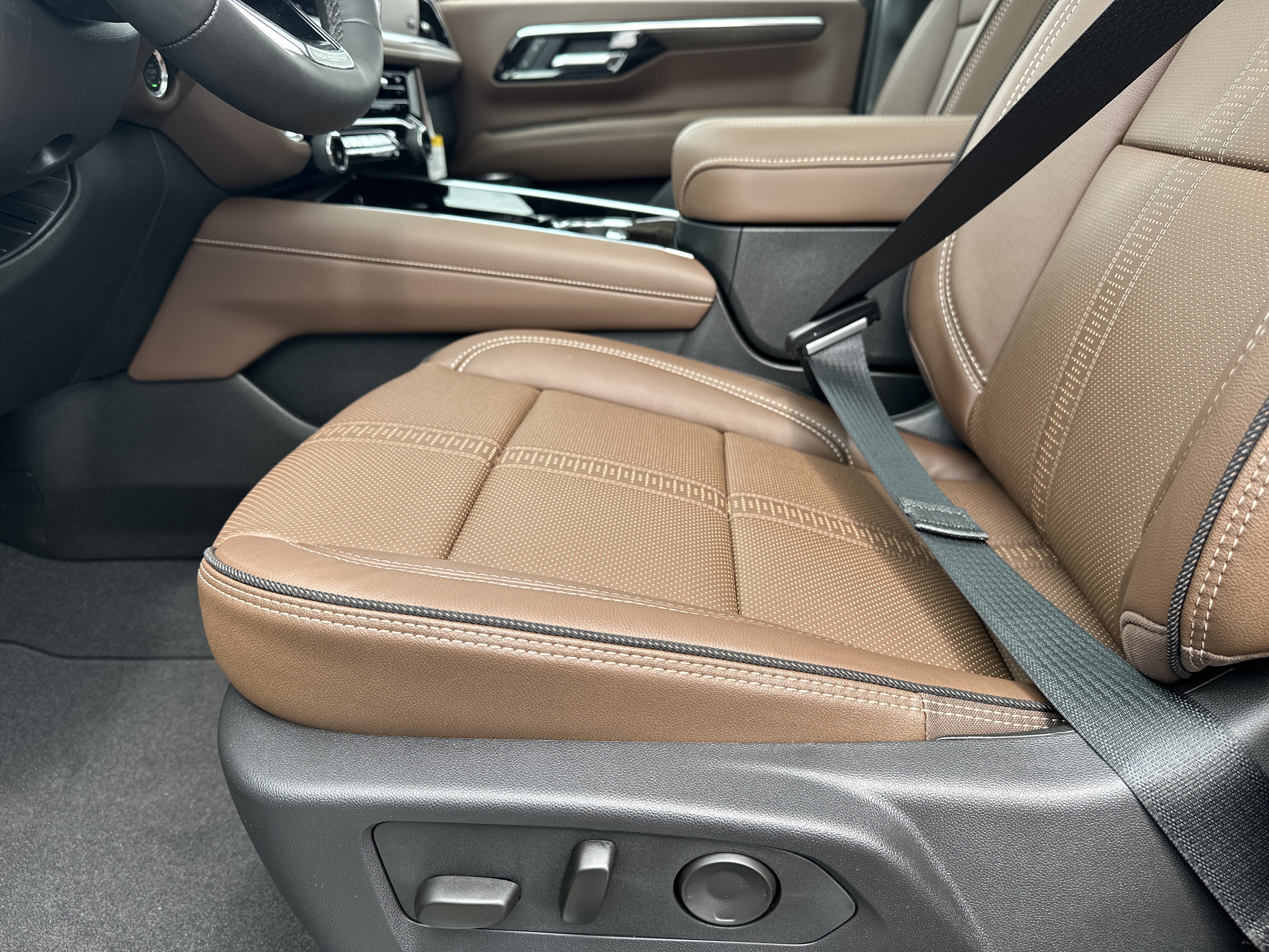 2026 Chevrolet Tahoe High Country - Photo 10
