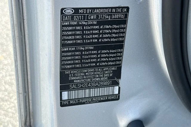 Used 2011 Stornoway Gray Land Rover Supercharged image 33