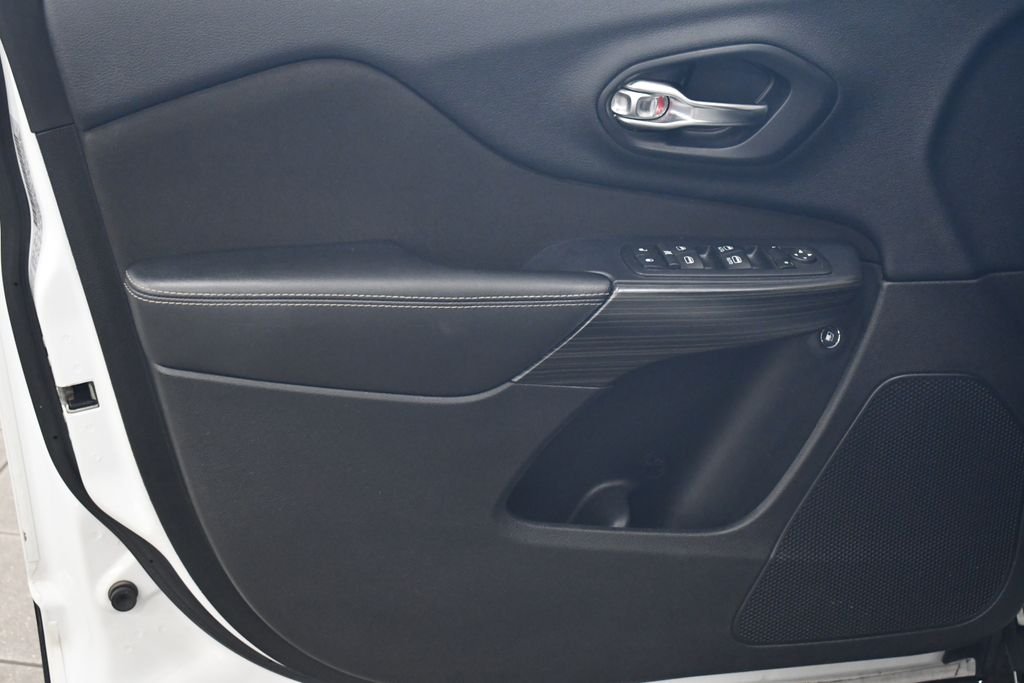 2016 Jeep Cherokee Latitude - Photo 15
