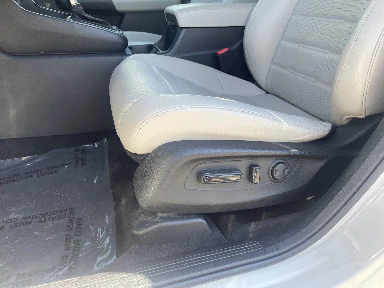 Used 2023 Platinum White Pearl Honda EX-L image 3