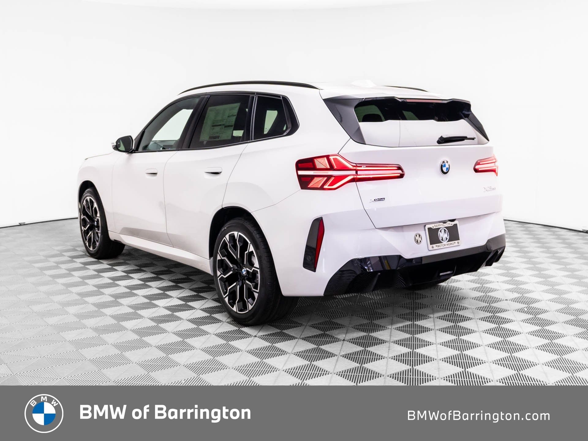 New 2026 Alpine White BMW 30 xDrive image 3