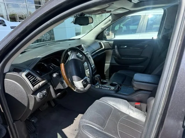 Used 2016 IRIDIUM METALLIC GMC Denali image 5