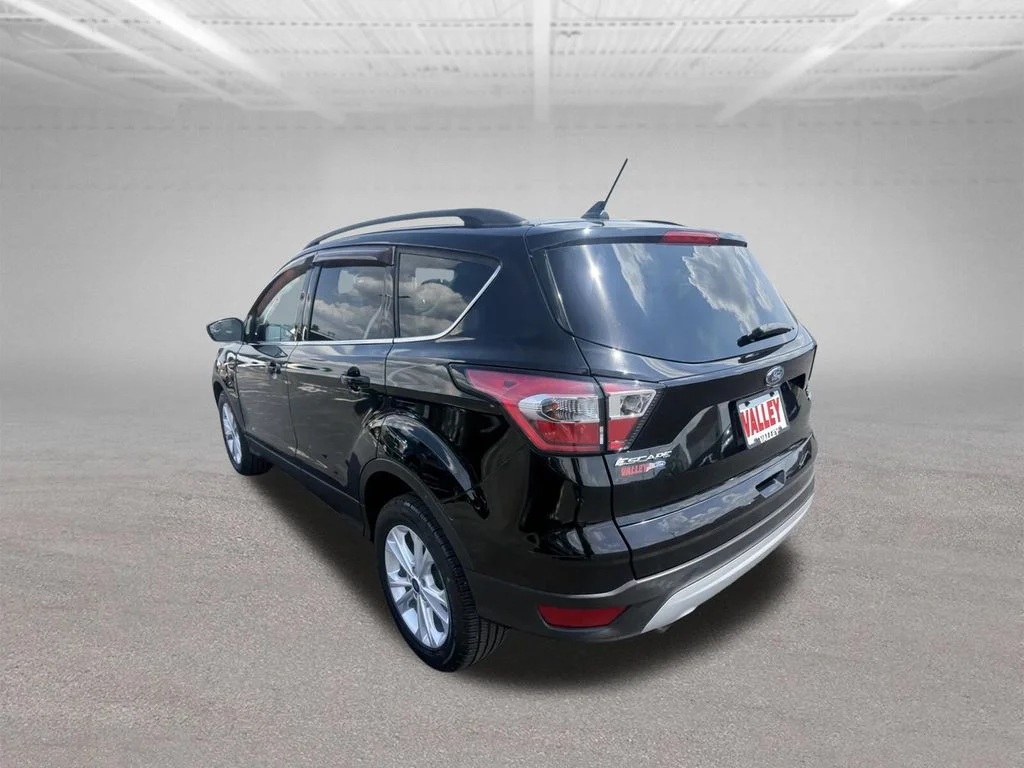 Used 2018 Black Ford SE image 9