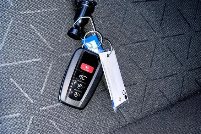 Certified Used 2024 MAGNETIC GRAY MET. Toyota  image 15