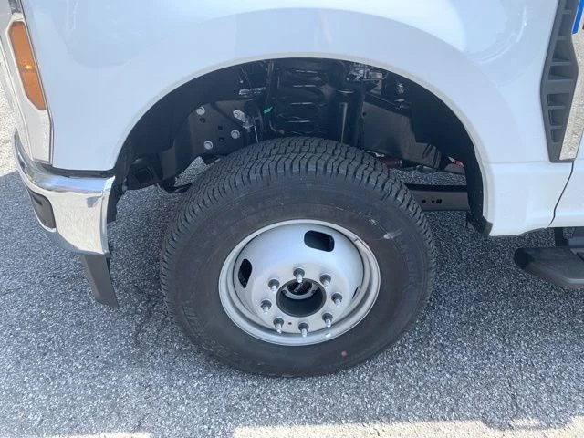 New 2026 White Ford F-350® XL image 47