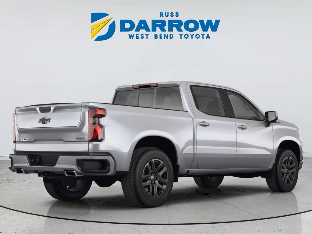 Used 2024 Gray Chevrolet RST image 3