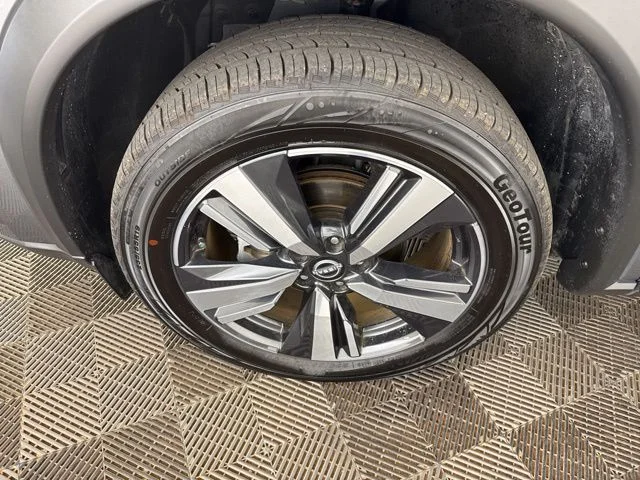 Certified Used 2025 Gray Nissan SL image 26