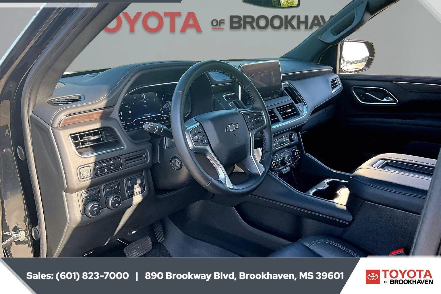 Used 2024 Black Chevrolet Z71 image 12