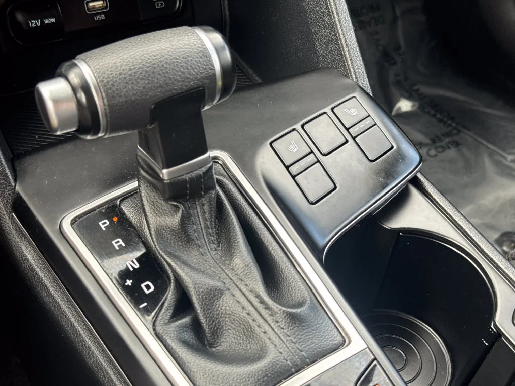 Used 2024 Black Kia LX image 26