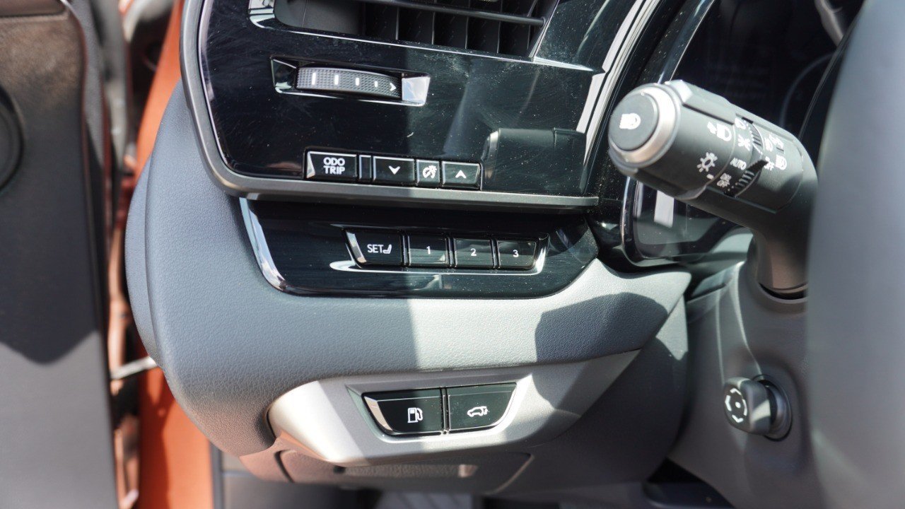 Certified Used 2023 COPPER CREST Lexus RX 350 Premium Plus image 21