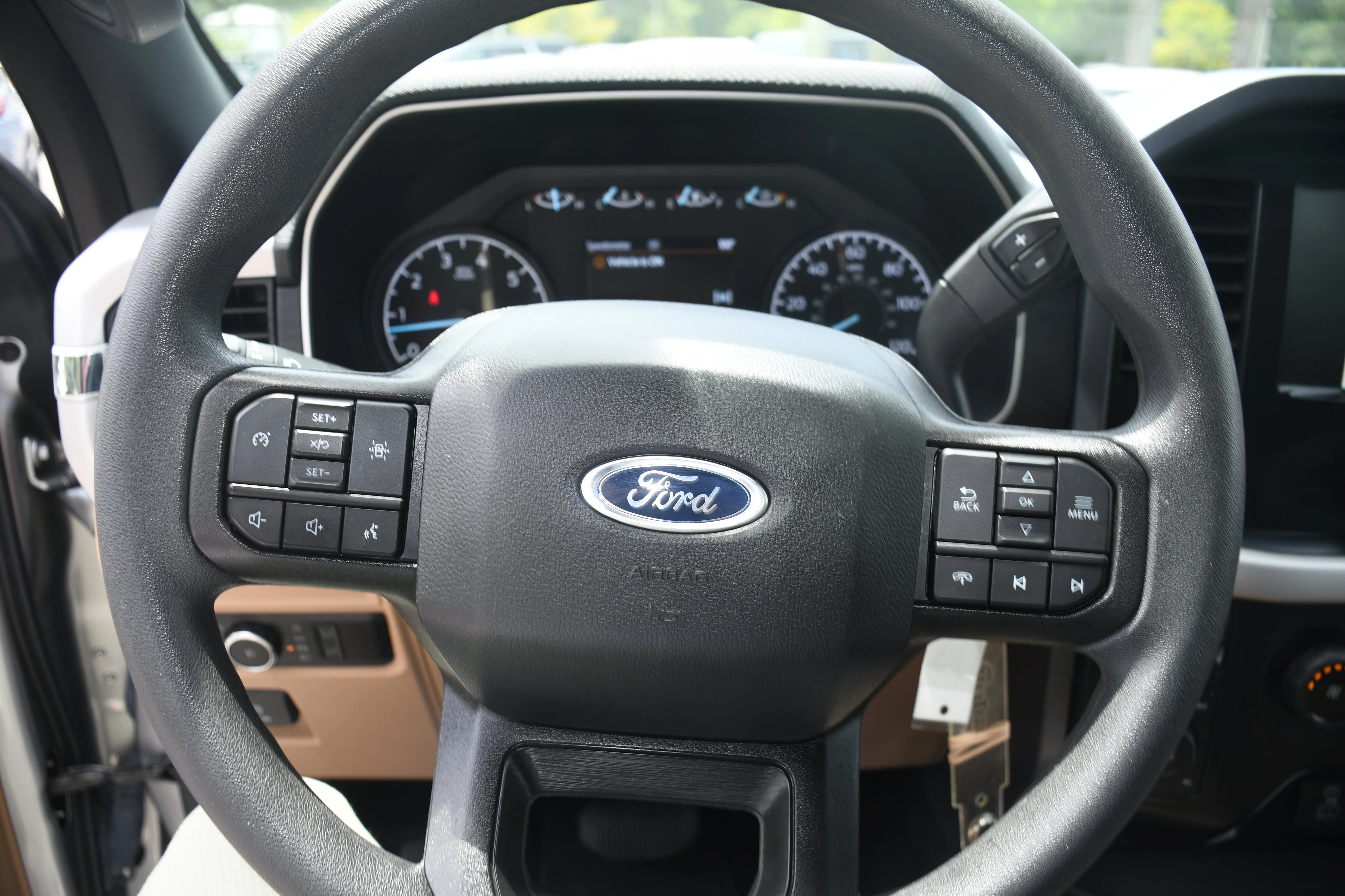 2023 Ford F-150 XLT - Photo 12
