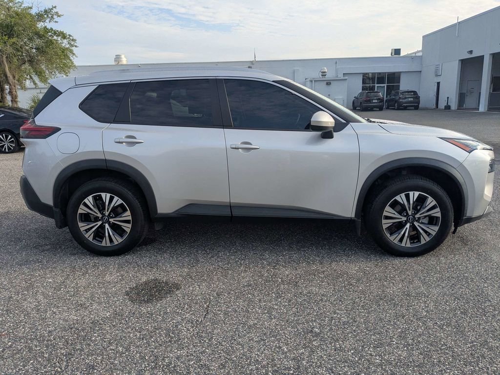 Used 2023 Silver Nissan SV image 3