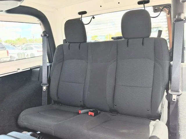 Used 2023 White Jeep Sport S image 22