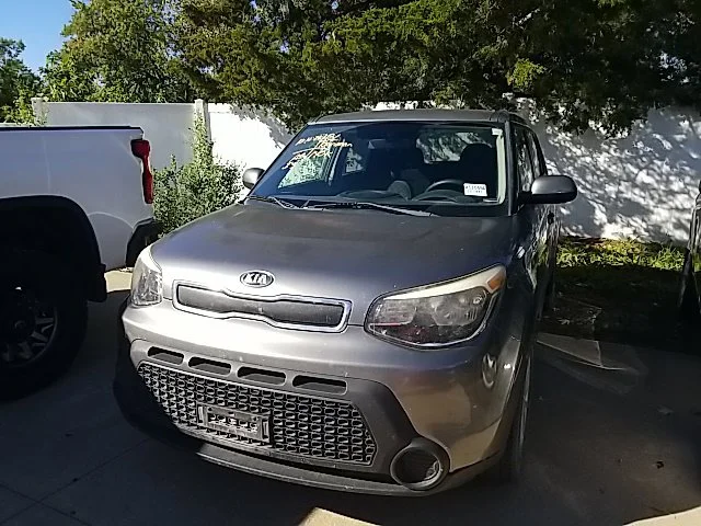 Used 2015 Gray Kia Base image 10