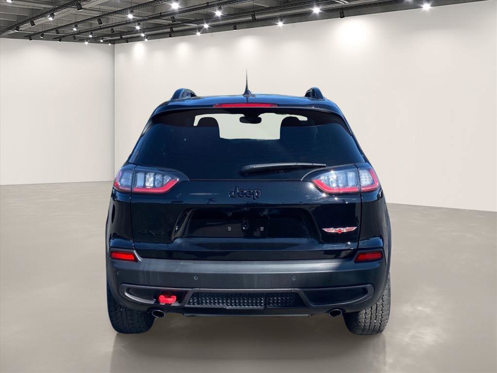 Used 2023 Diamond Black Crystal Pearlcoat Jeep Trailhawk image 6
