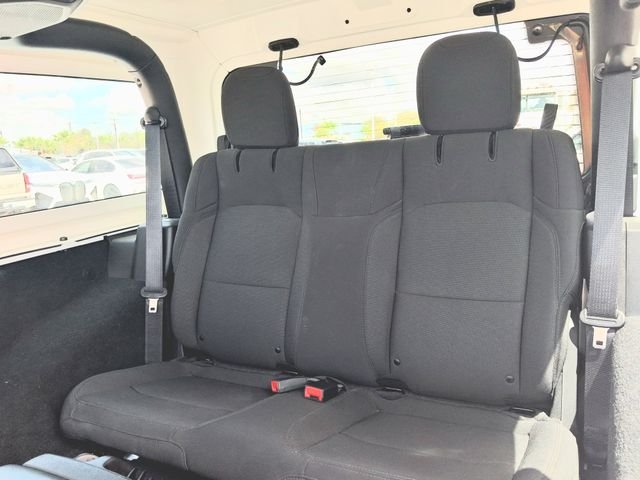 Used 2023 White Jeep Sport S image 22