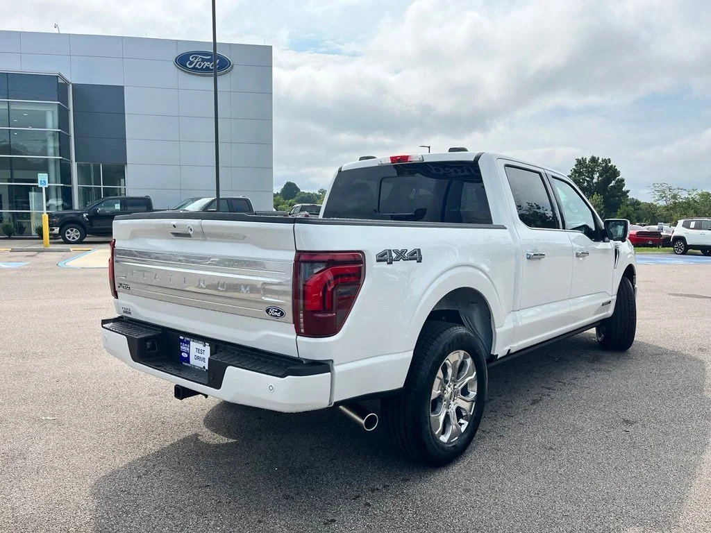 New 2026 White Ford Platinum image 5