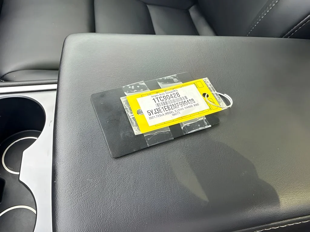 Used 2021 White Tesla Long Range image 34