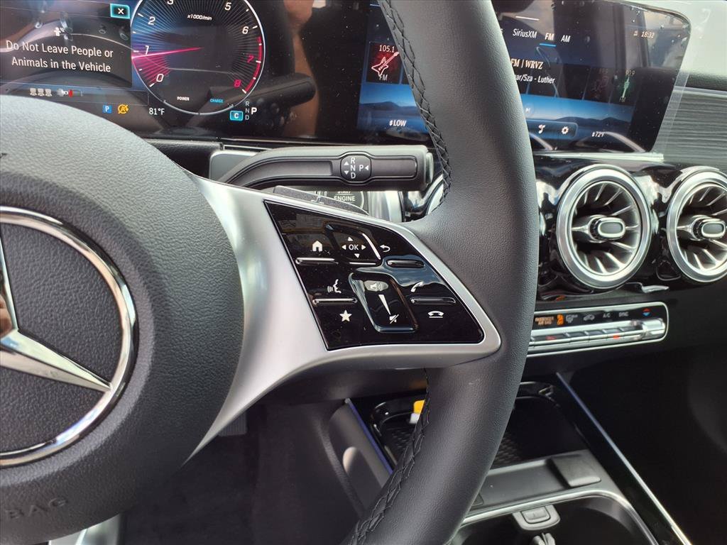 New 2026 Mountain Grey Met Mercedes-Benz GLB 250 image 16