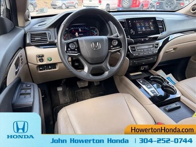 Used 2022 White Honda Elite image 12