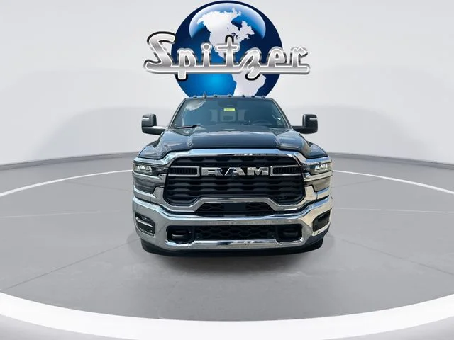 New 2026 Diamond Black Crystal Pearl-Coat Exterior Paint RAM Tradesman image 4