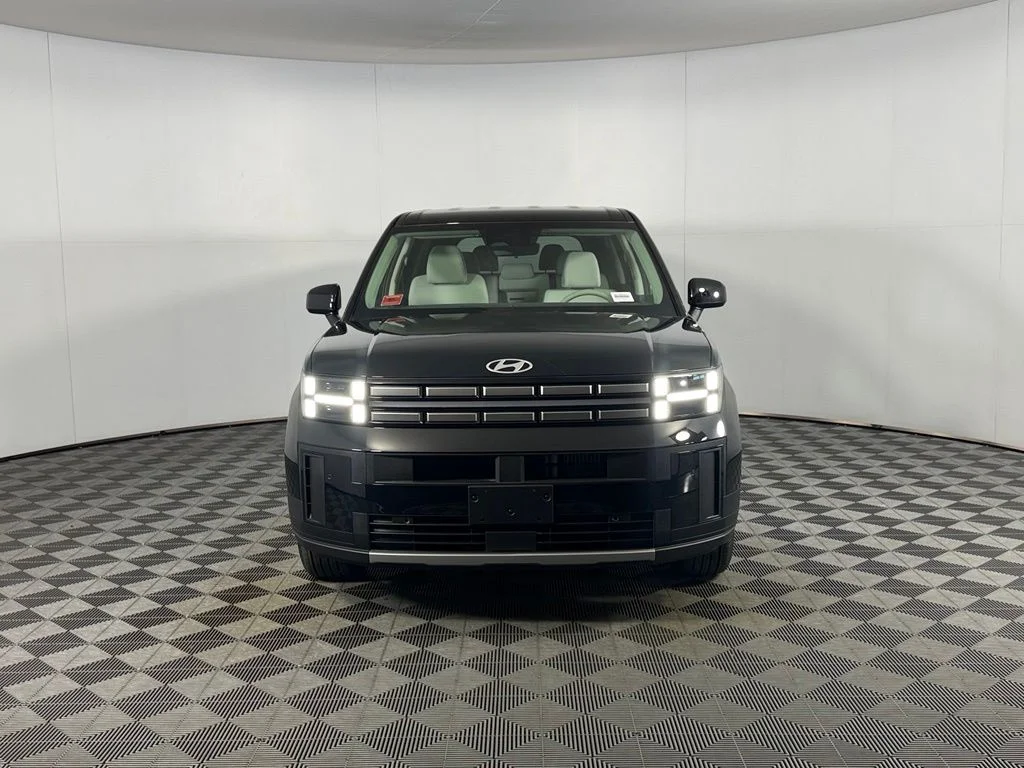 Certified Used 2026 Black Hyundai SE image 4