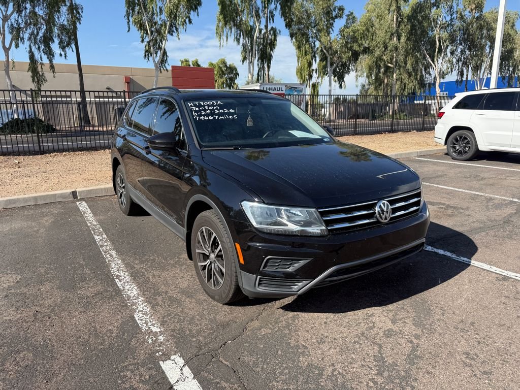Used 2020 Deep Black Volkswagen 2.0T SE image 3