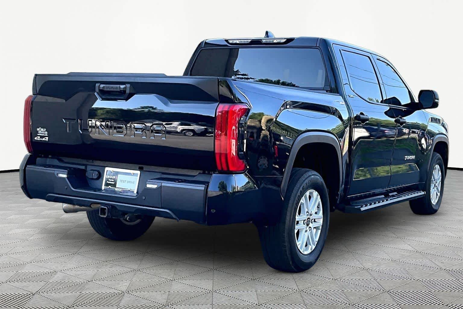 Used 2023 Midnight Black Metallic Toyota SR5 image 13