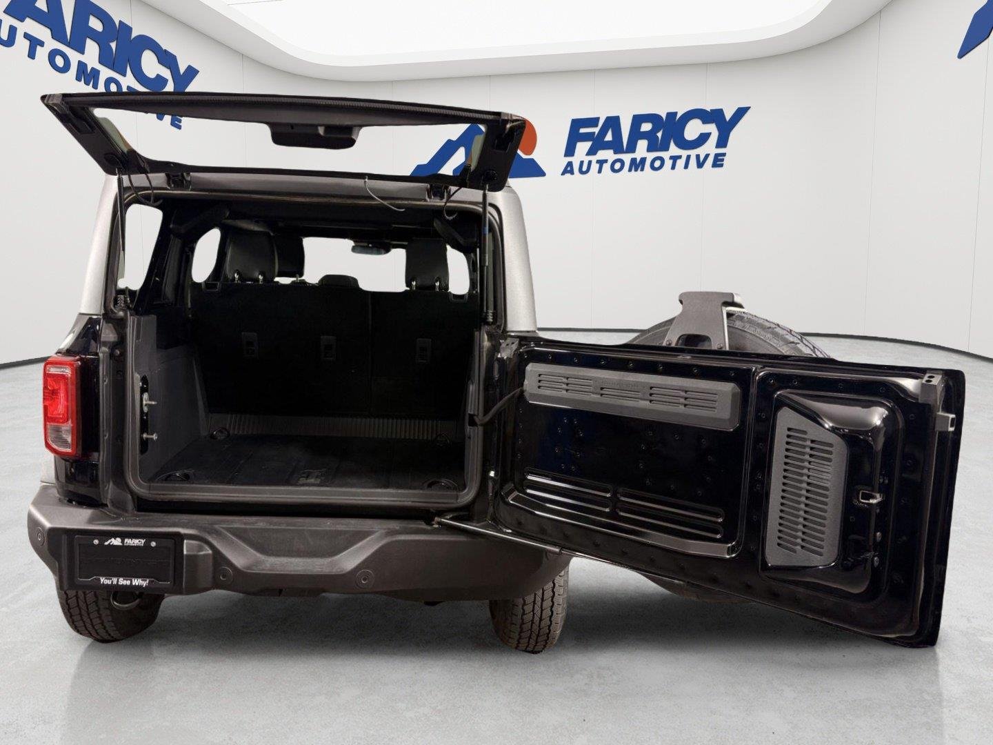 Used 2025 Shadow Black Ford Big Bend image 7