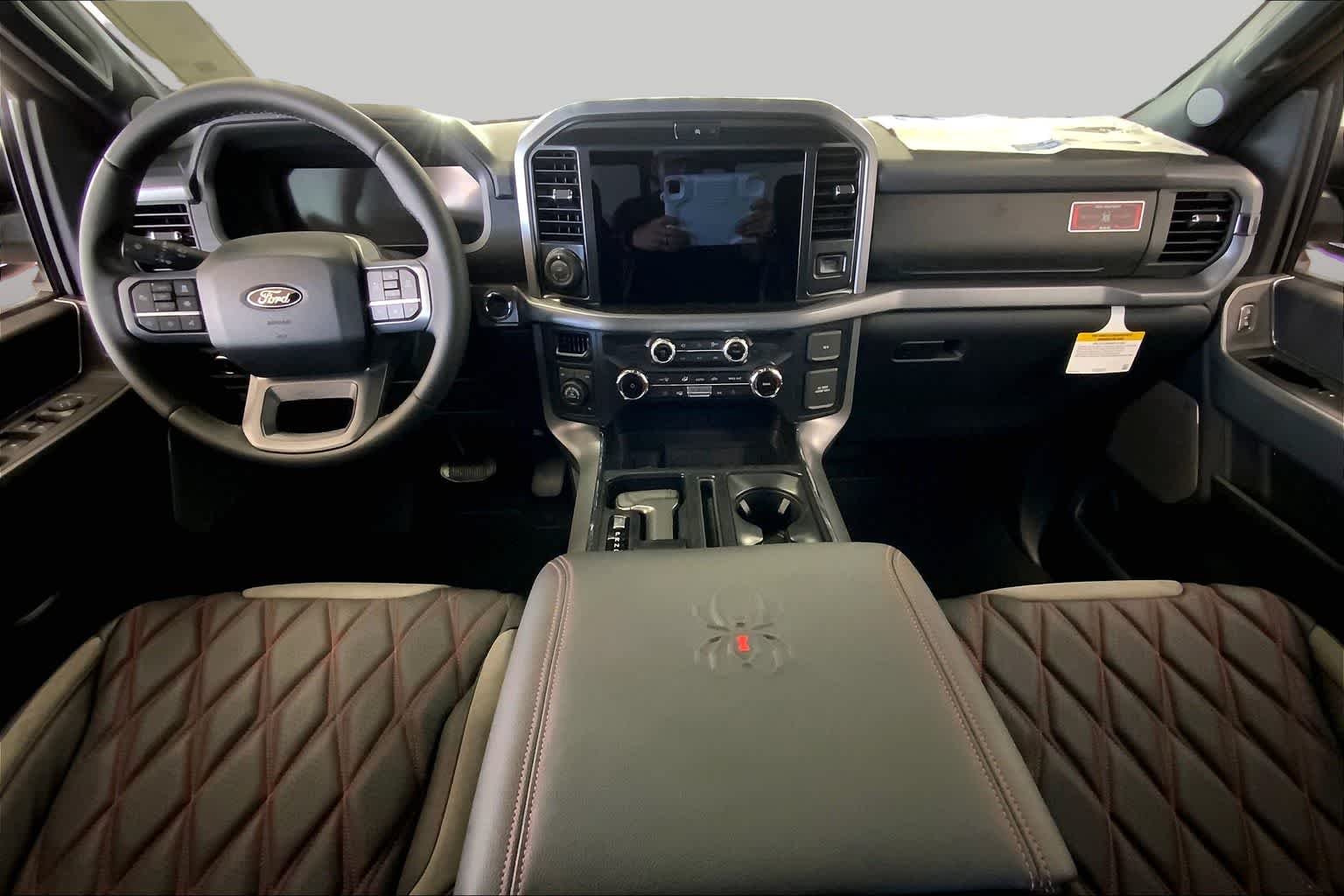 New 2026 Agate Black Metallic Ford XLT image 5