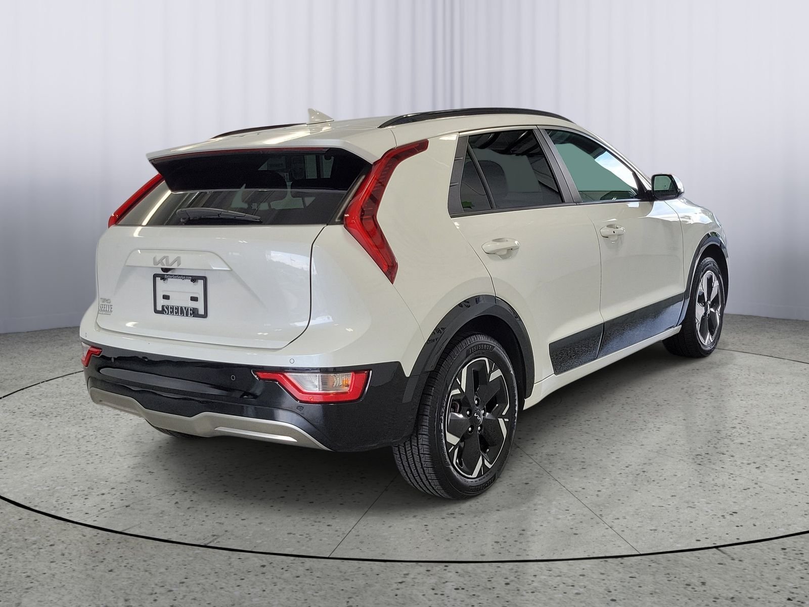 Used 2023 Kia Niro Wind with VIN KNDCR3L14P5017695 for sale in Paw Paw, MI