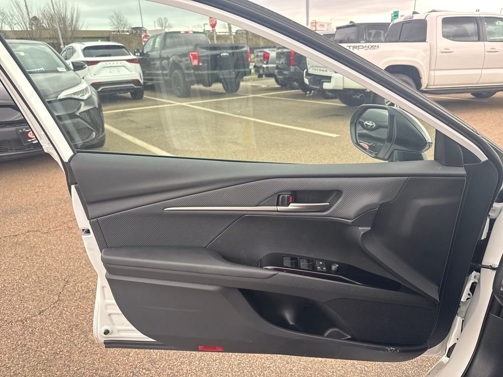 2026 Toyota Camry Nightshade - Photo 27