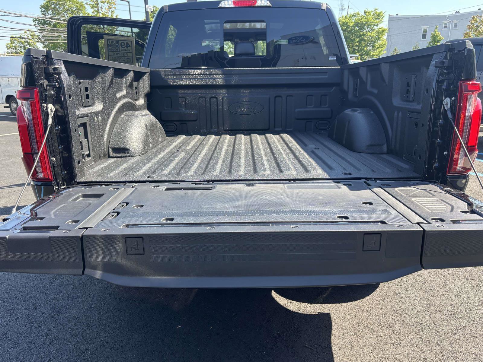 New 2026 Agate Black Metallic Ford Tremor® image 18