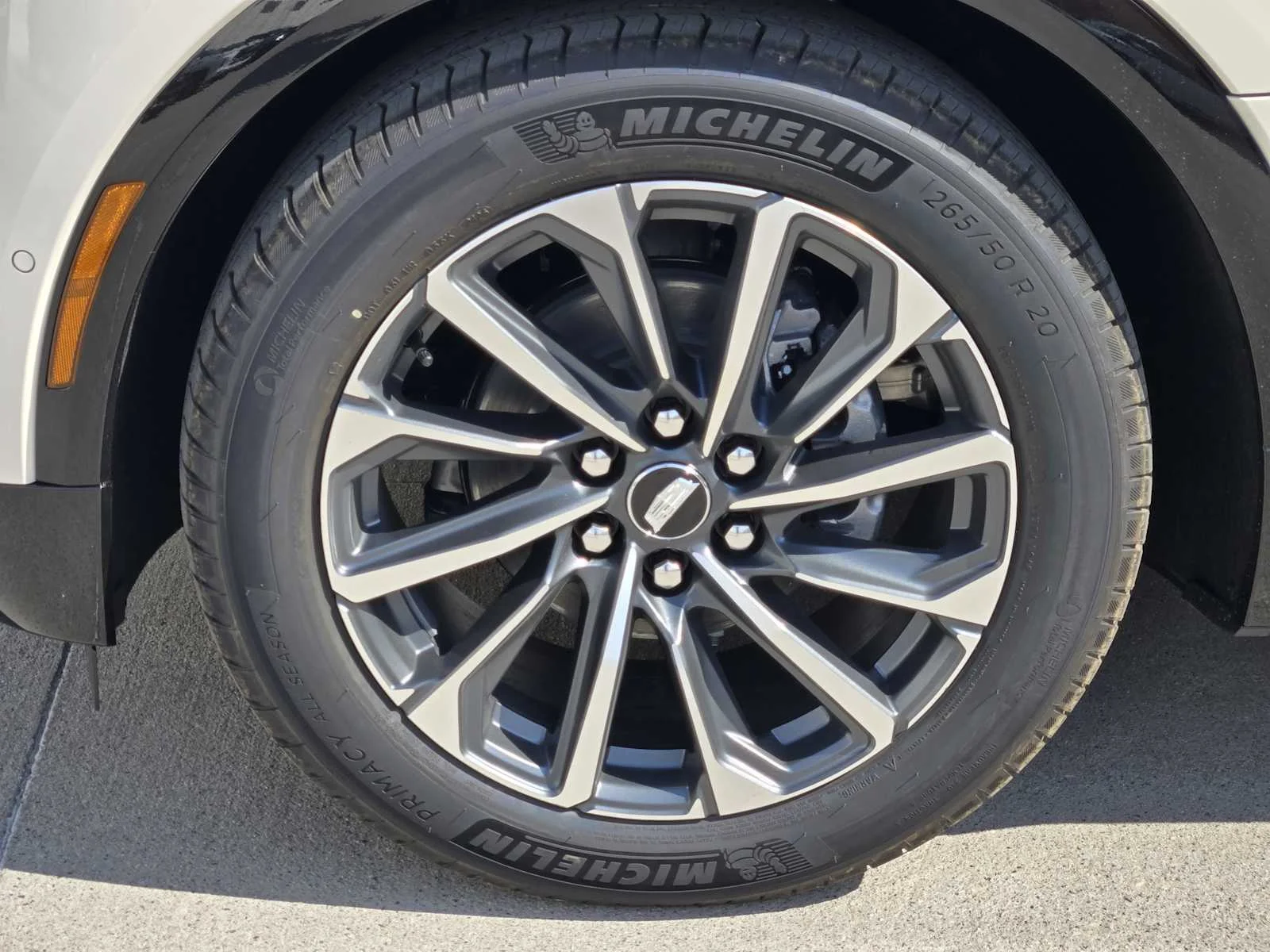 New 2027 Cashmere Cadillac Sport image 7