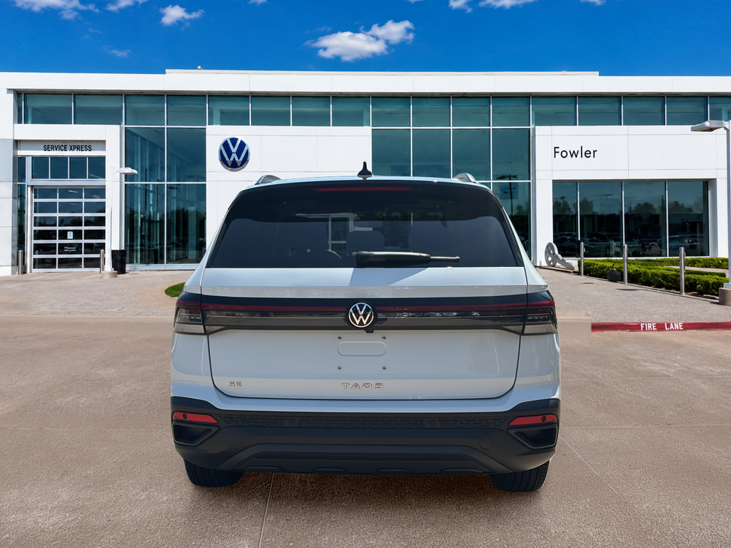 Certified Used 2025 White Volkswagen 1.5T SE Black image 6