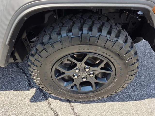 Used 2023 Blue Jeep Willys 4xe image 11