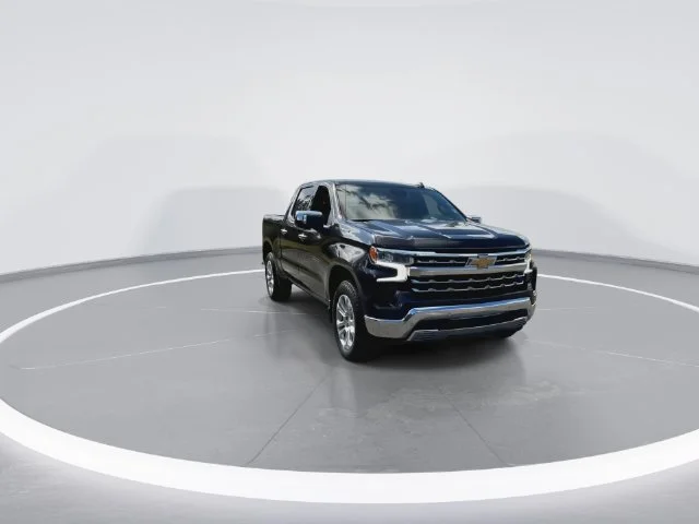 Used 2022 Gray Chevrolet LTZ image 3