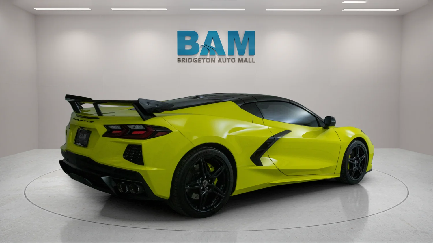 Used 2022 Yellow Chevrolet Stingray image 7