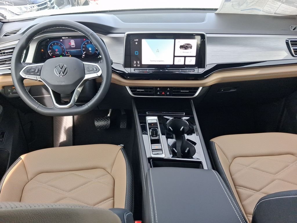 New 2026 White Volkswagen SE w/Technology image 6