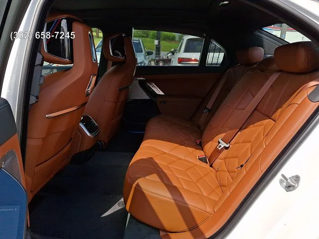 New 2026 Mineral White Metallic BMW 750e xDrive image 8