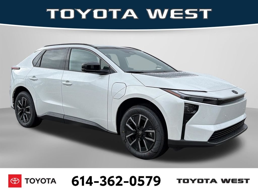 New 2026 Wind Chill Pearl Toyota XLE image 4