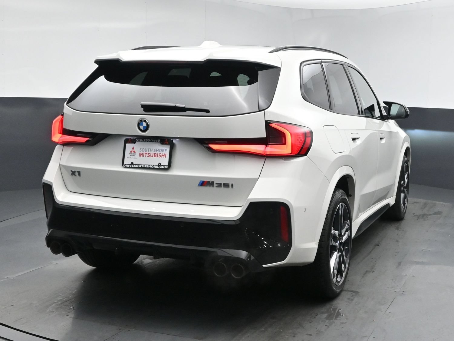 Used 2026 White BMW M35i image 20