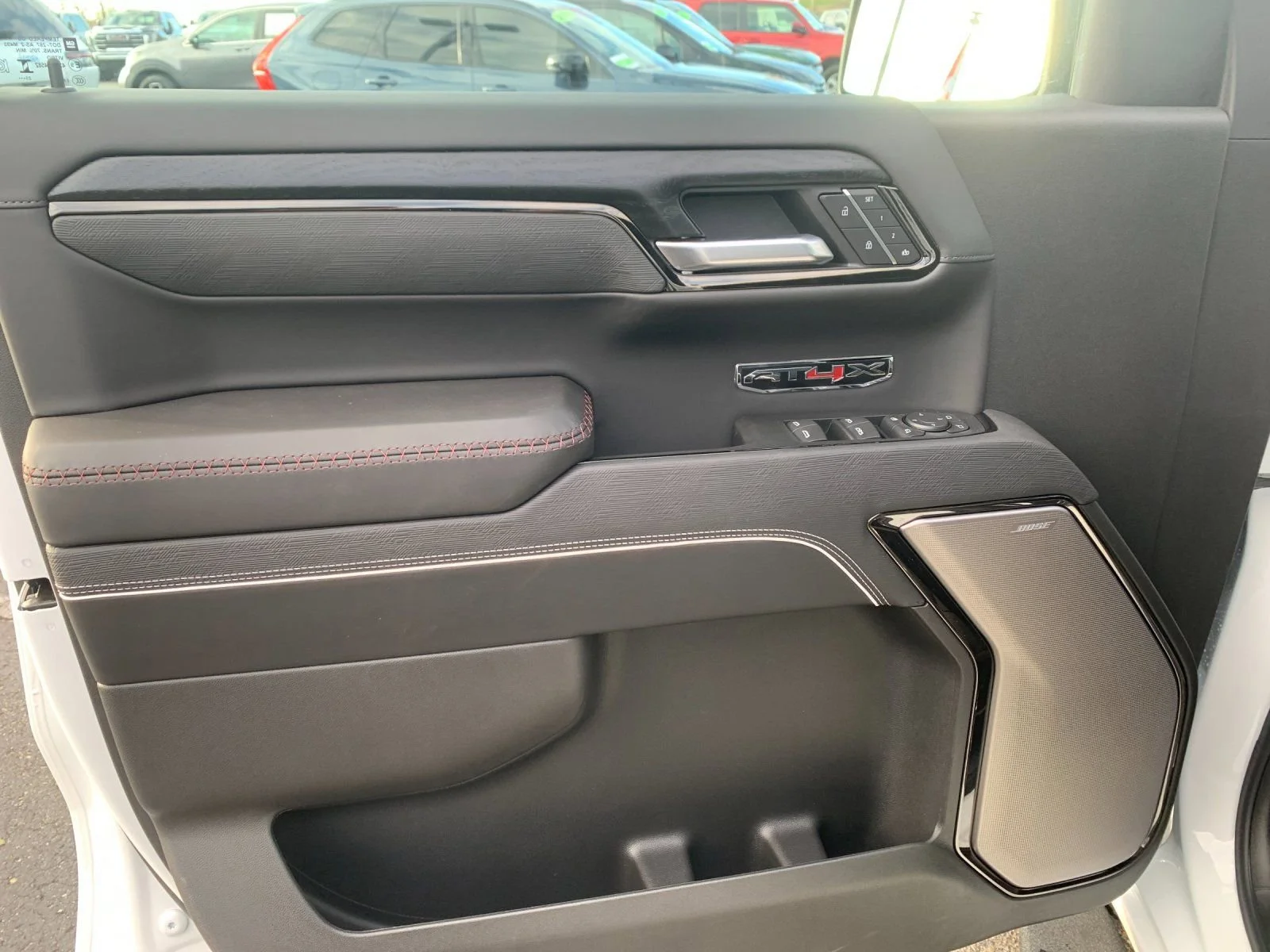 2026 GMC Sierra 1500 AT4X - Photo 10