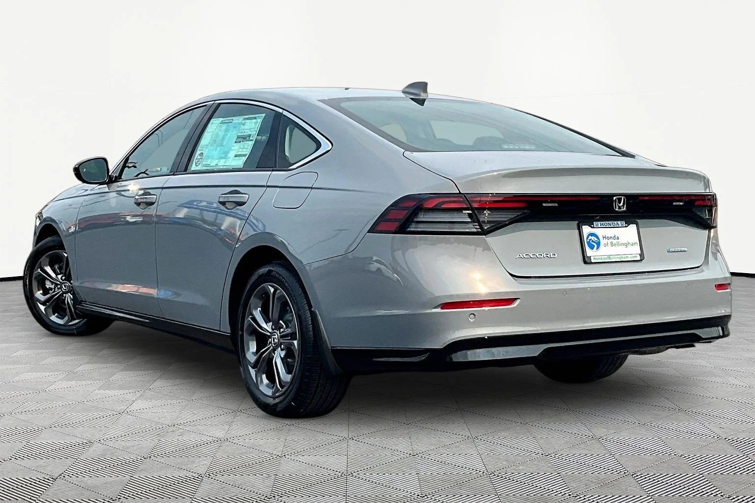 New 2026 Urban Gray Pearl Honda EX-L image 3