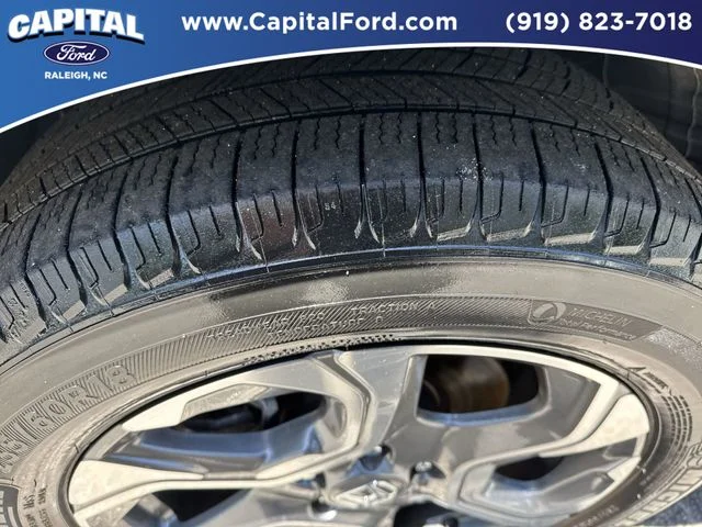 Used 2019  Honda EX image 14