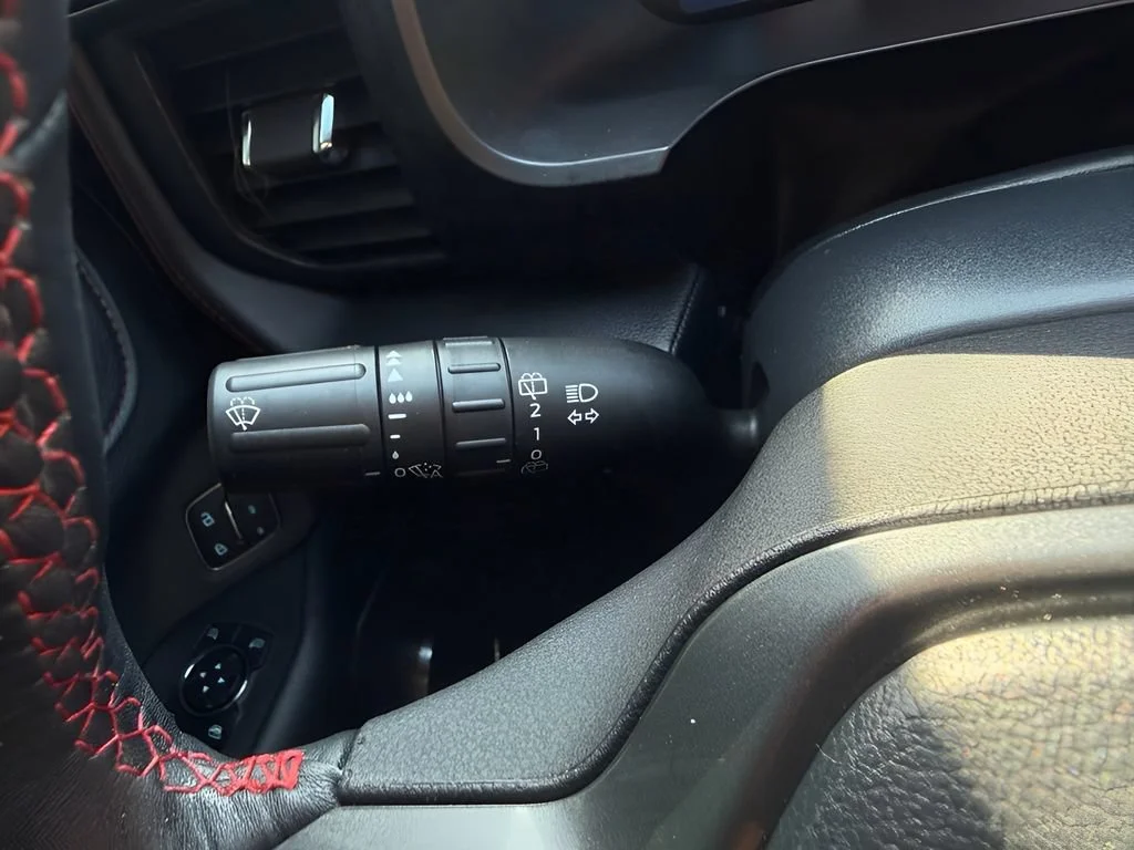 Used 2024  Ford Limited image 17