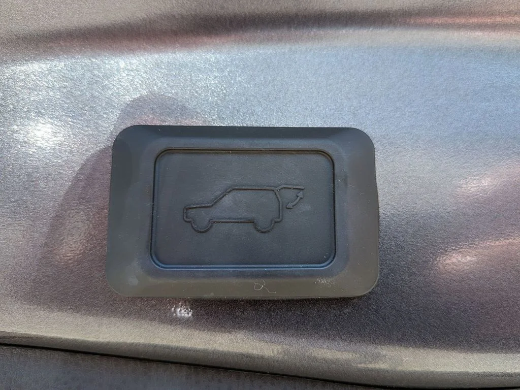 Used 2024 Gray Toyota XLE Premium image 28